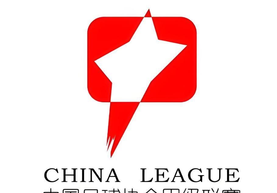 足球盛事谁主沉浮，赛场风云变幻