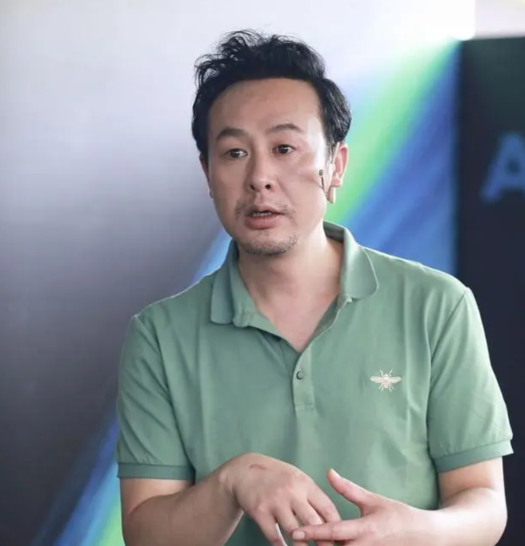 狂飙演技！球场之上的无敌传奇